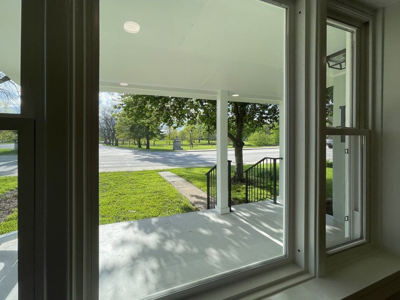 1300 S Campbell Ave - Photo 6 of 23