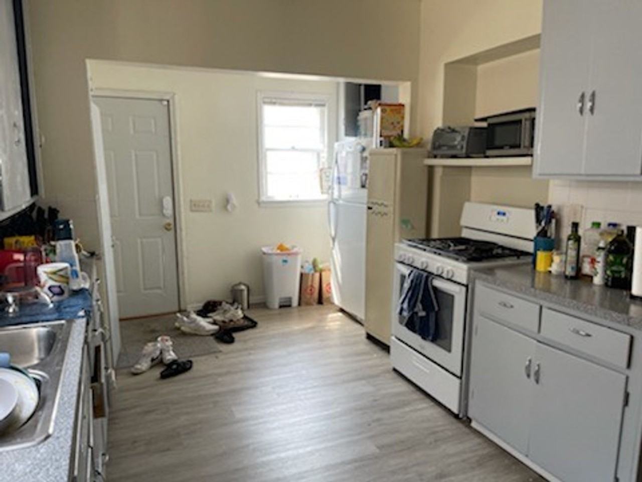 1872 Marshall Avenue - Photo 7 of 15