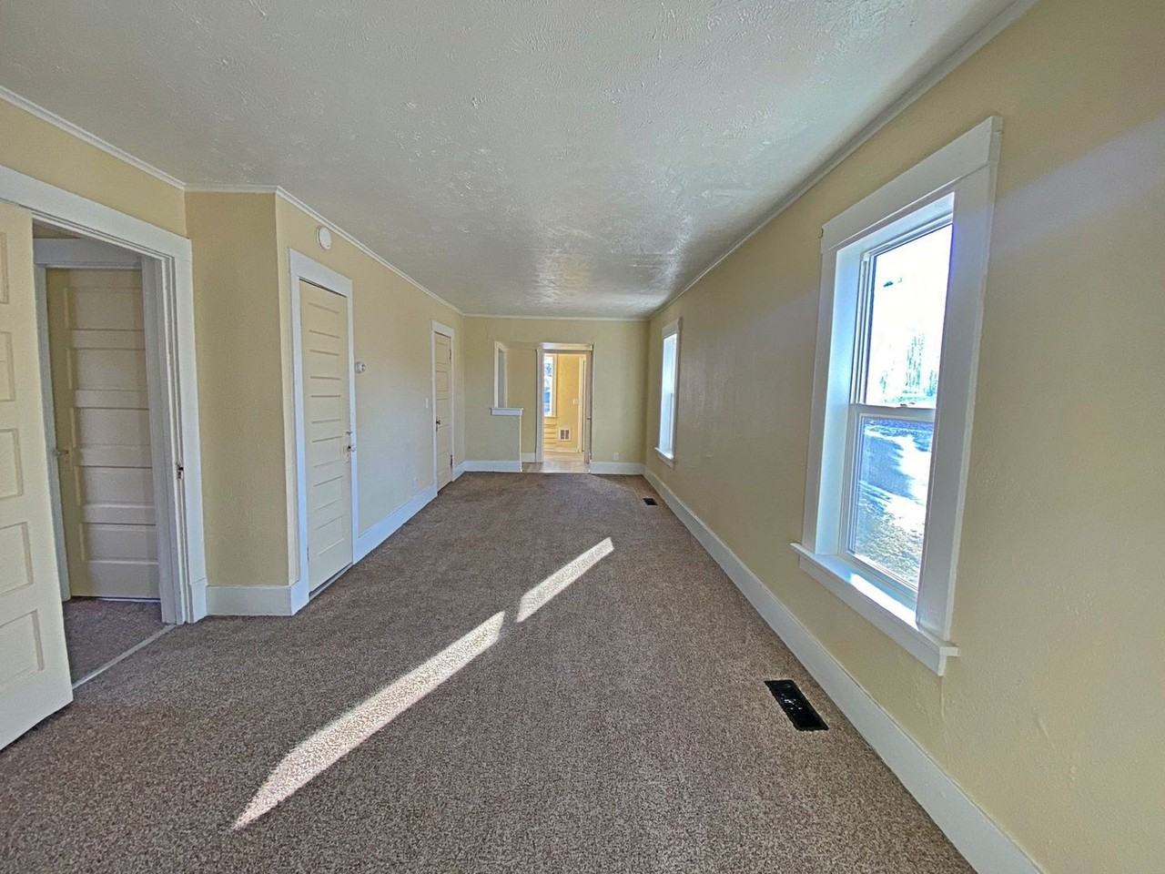 4657 Camden Ave - Photo 2 of 13