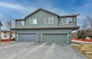 featured image of 4738 Grumman St