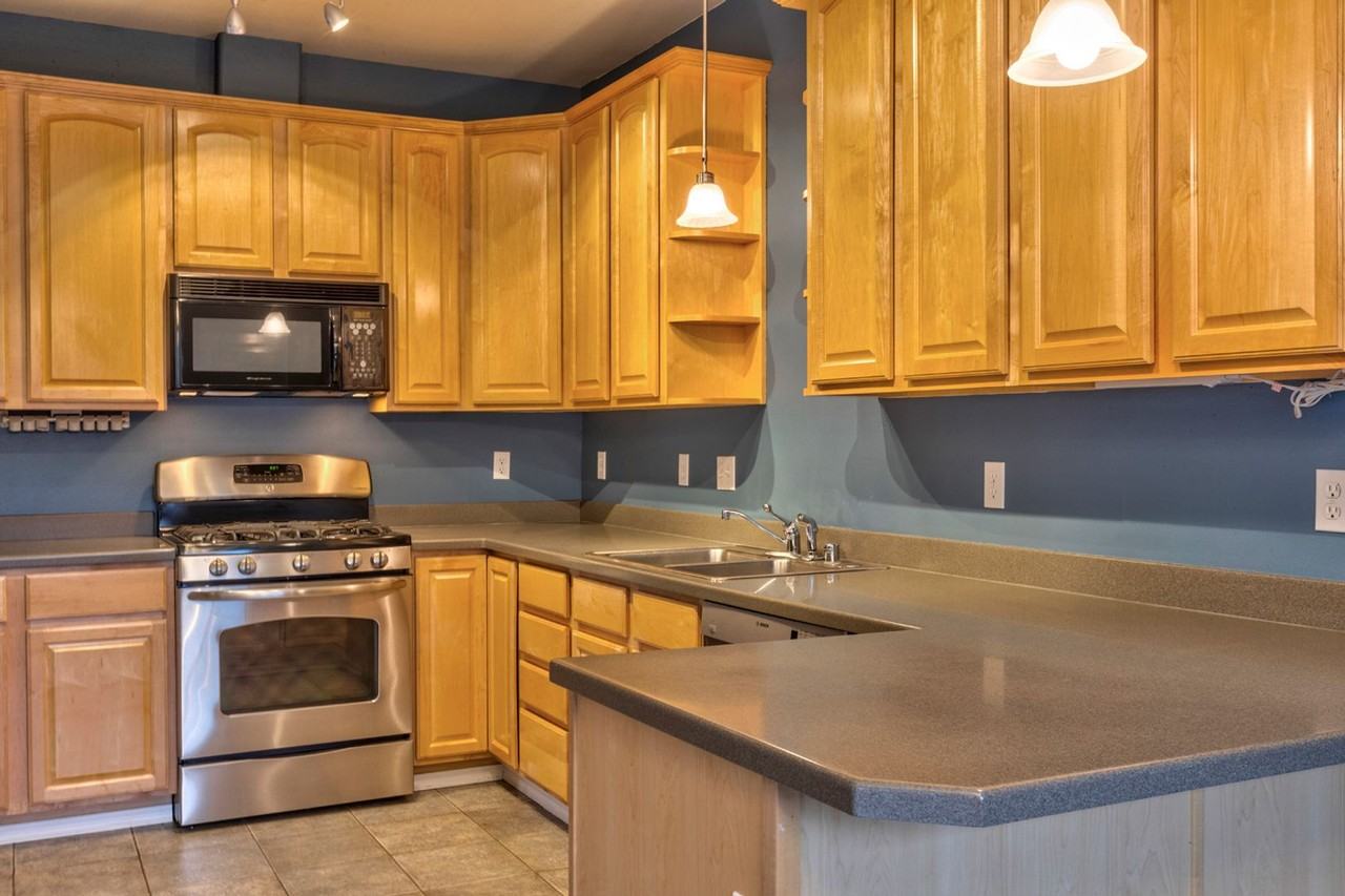 4738 Grumman St - Photo 2 of 24