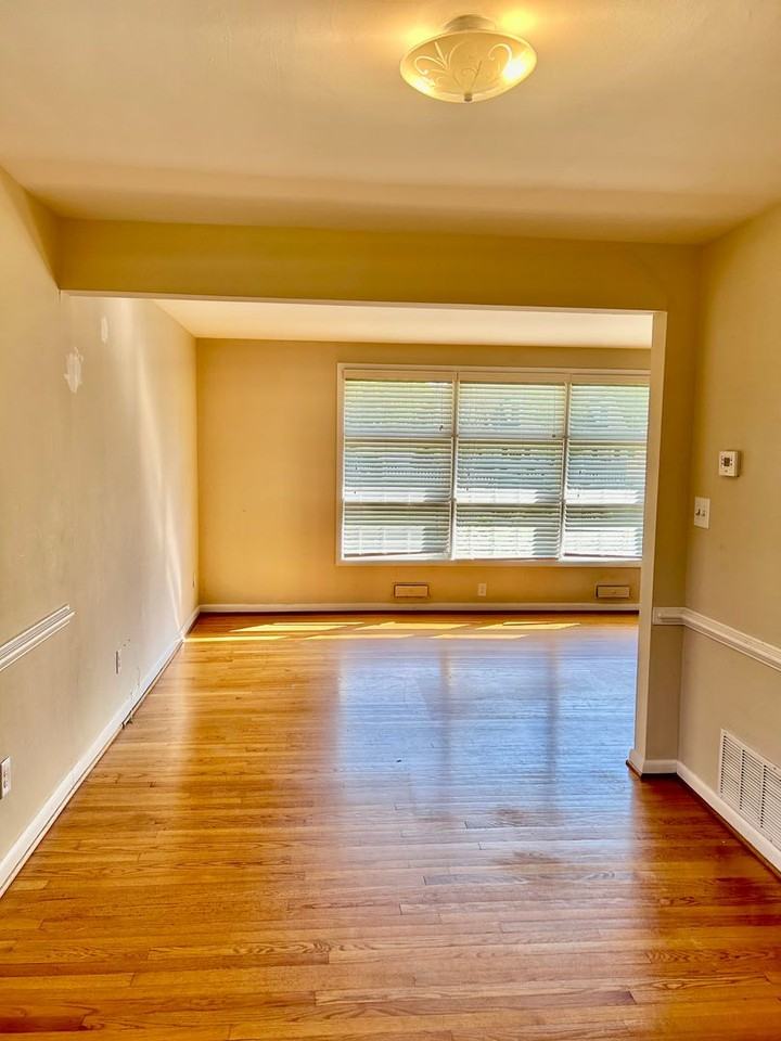 3917 Grove Ave - Photo 3 of 20