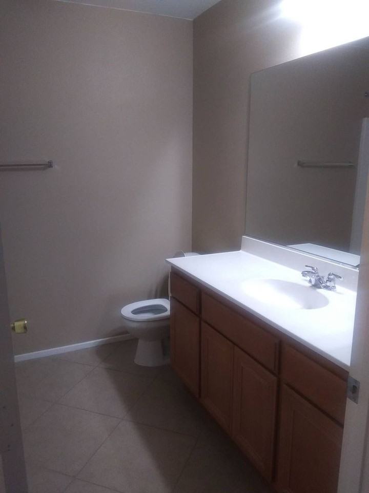 5254 Verenda Ave - Photo 5 of 8