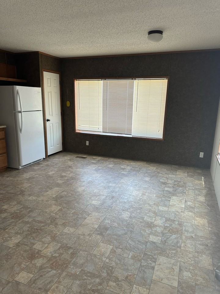 624 Madison Way - Photo 2 of 13