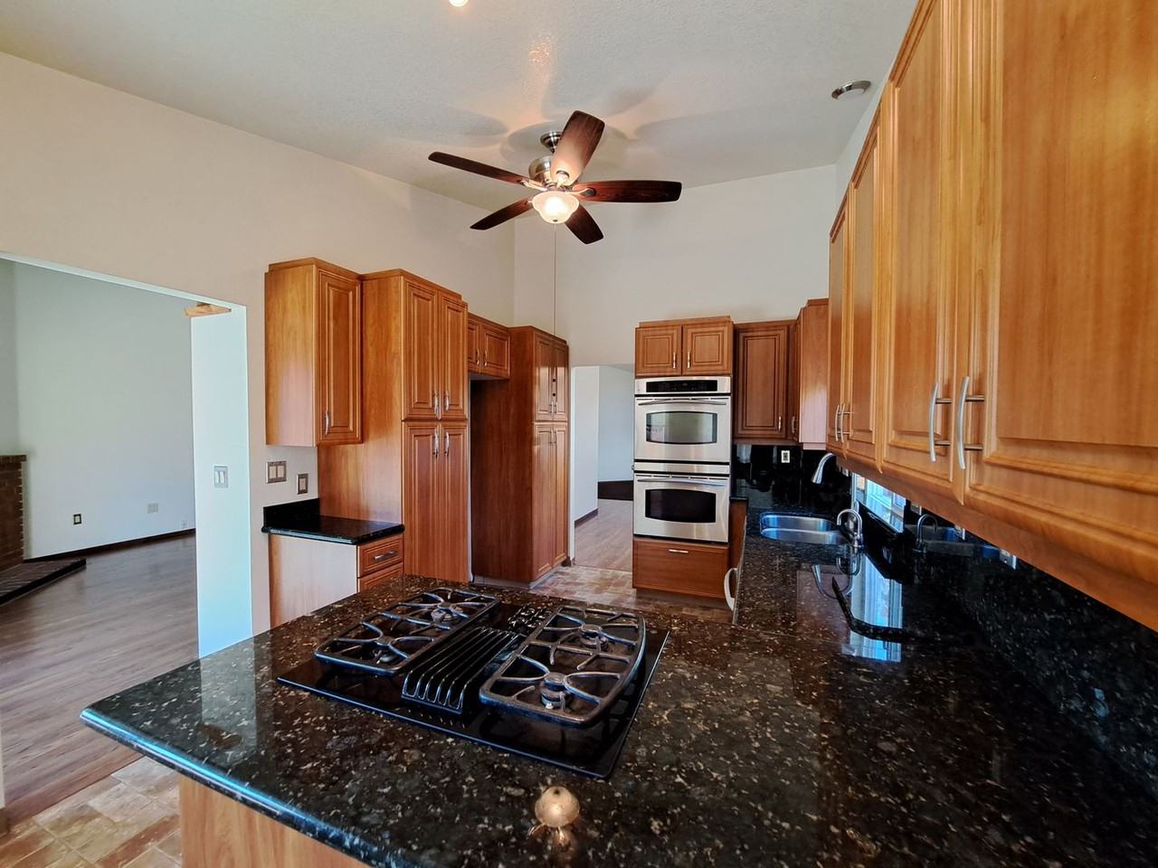 143 Buttercup Cir - Photo 7 of 34