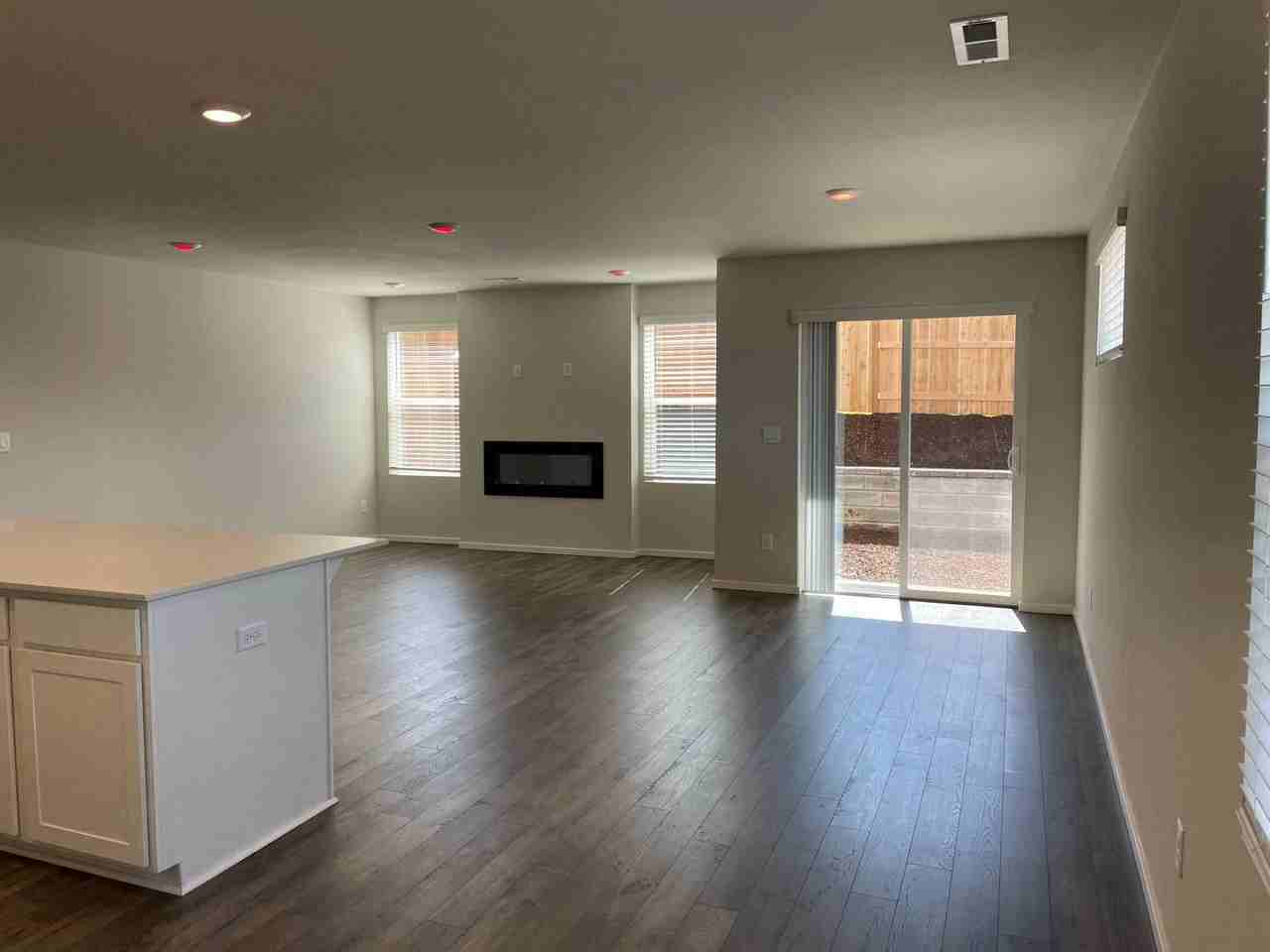 2905 N Pioneer Canyon Dr - Photo 3 of 42