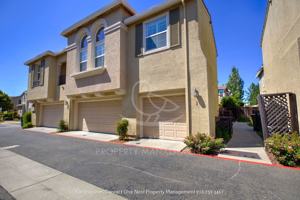 featured image of 2050 Sierra View Cir #1