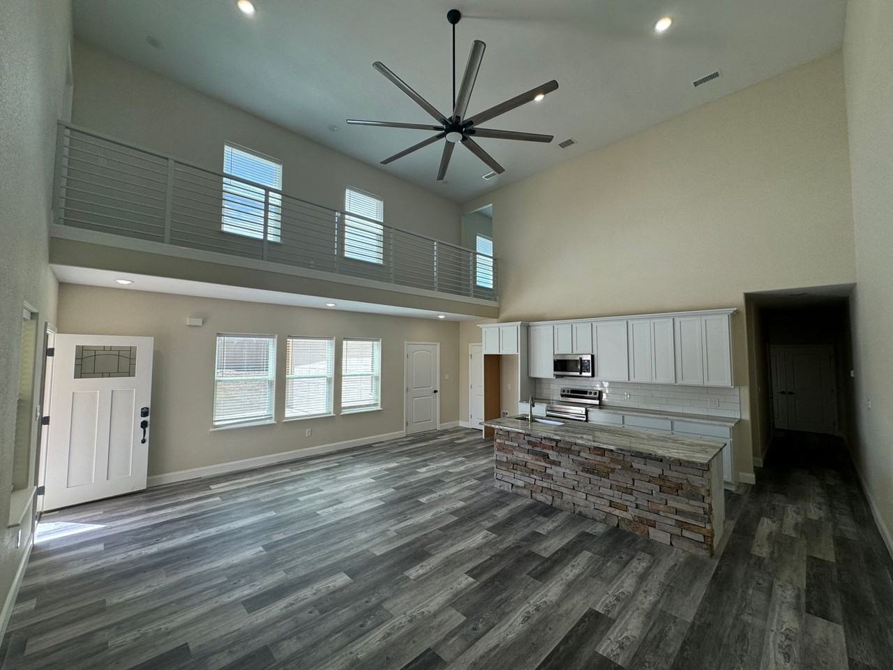 1308 Johnson Bend Rd #1 - Photo 2 of 14