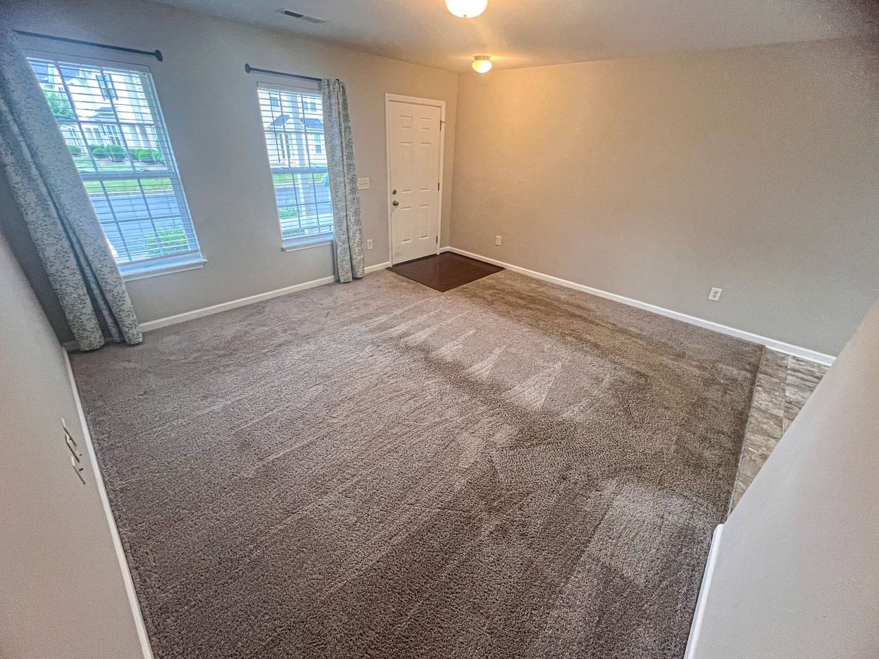 125 Swan Haven Ln - Photo 6 of 36