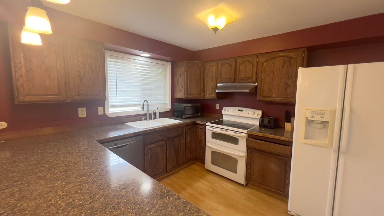 91692 Smith Lake Rd - Photo 6 of 22