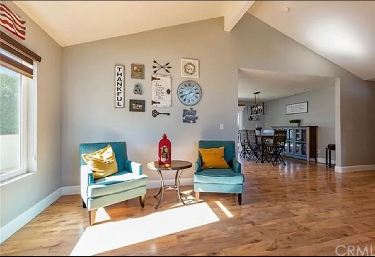 4859 Stillwell Rd - Photo 3 of 11