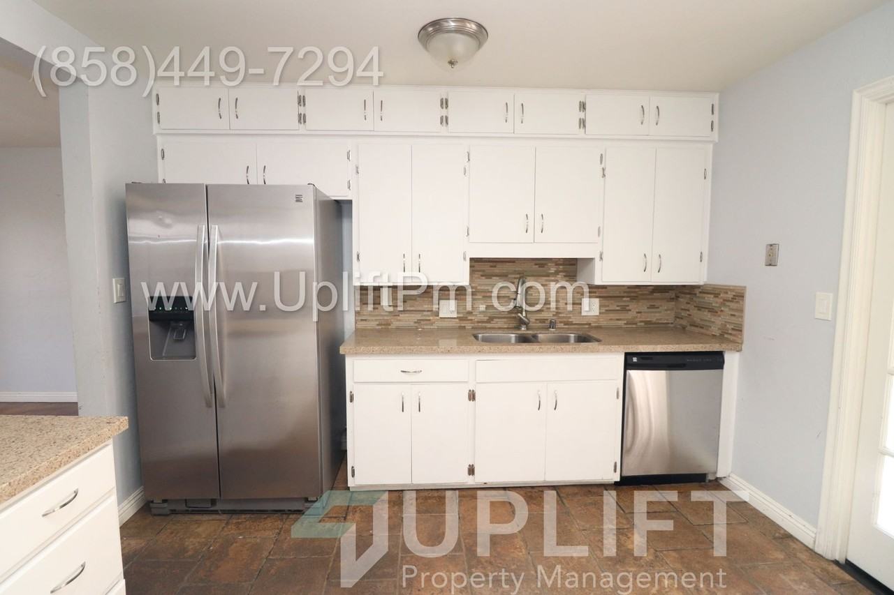 Casita Way (4025) - Photo 6 of 26