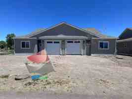 featured image of 1190 Maroon Drive