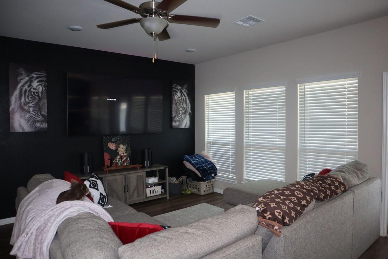 2026 Brisbane Way - Photo 3 of 14