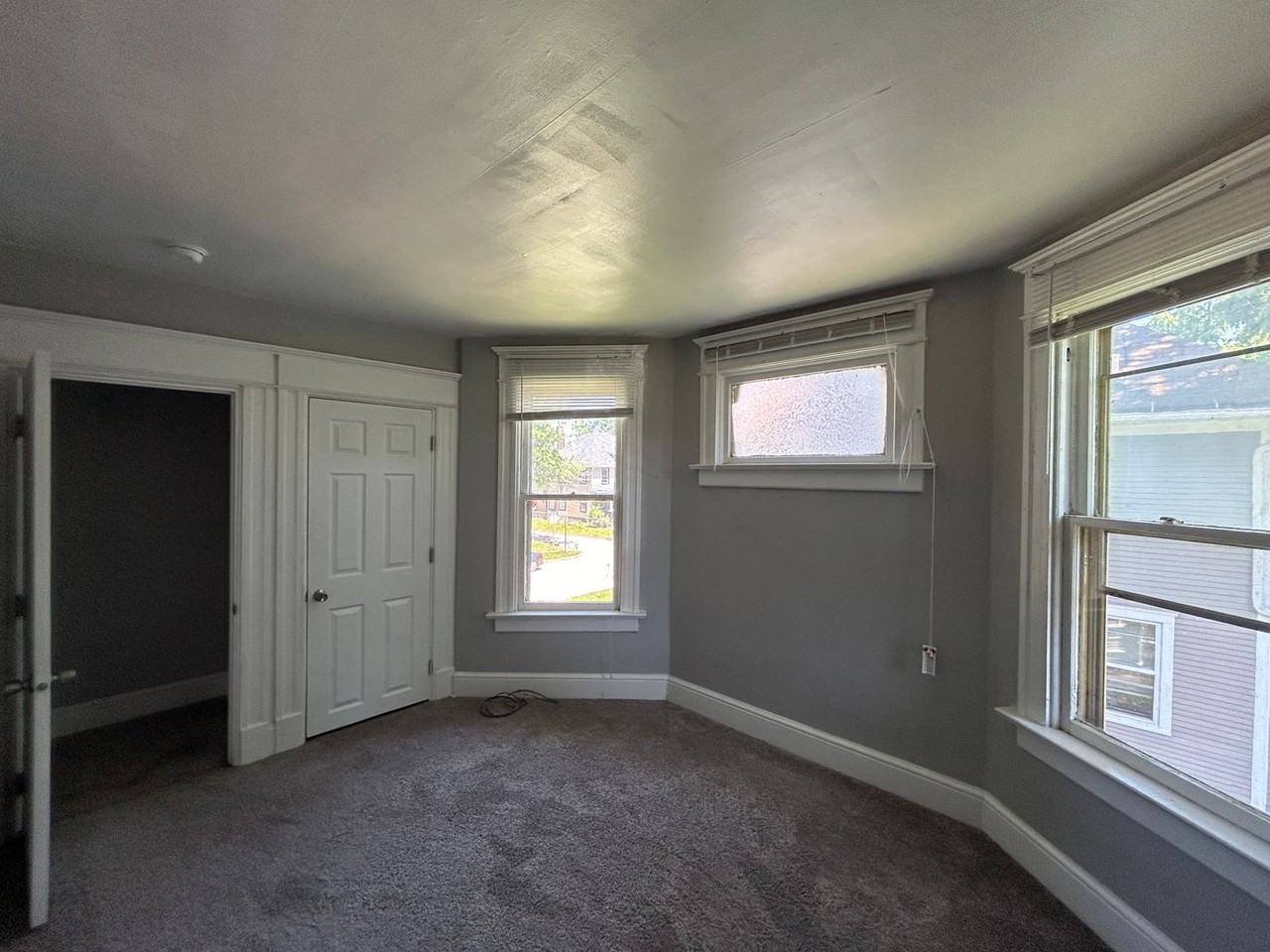 503 W 17th St - Photo 4 of 20