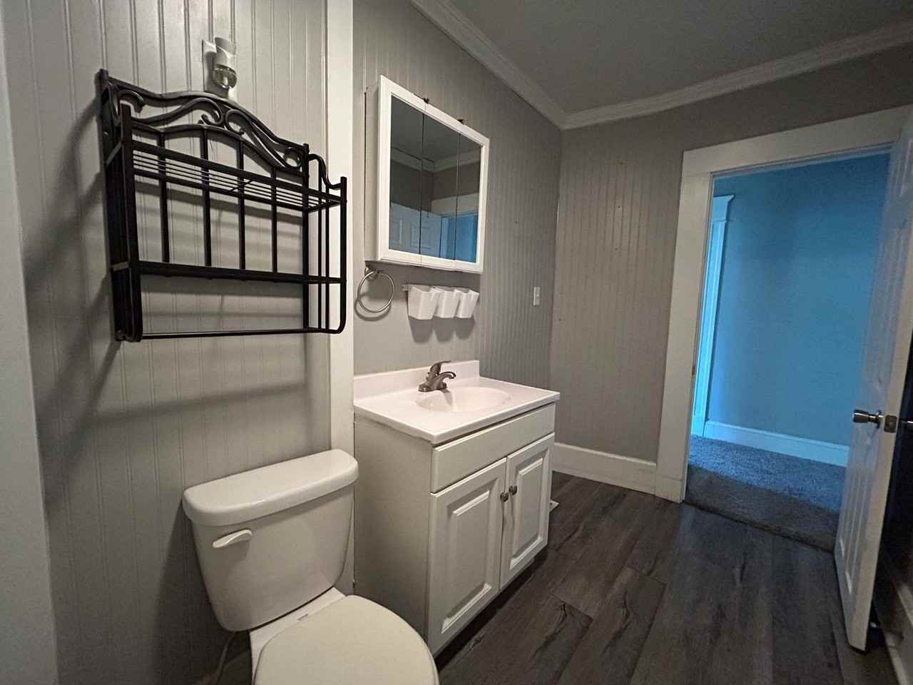 503 W 17th St - Photo 5 of 20