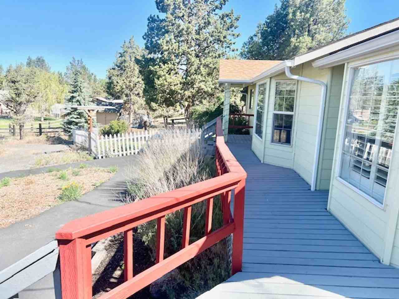 13341 Sw Cinder Dr - Photo 2 of 36