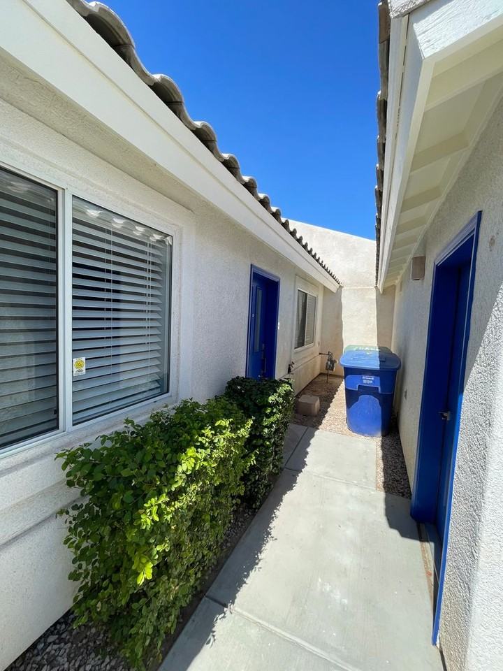 10691 E 34th Pl - Photo 2 of 23