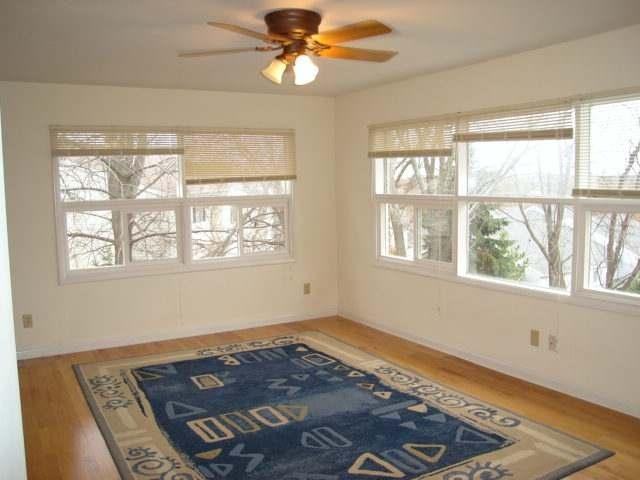 918 Melvin Ct - Photo 2 of 9