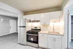 featured image of 205 Adams St