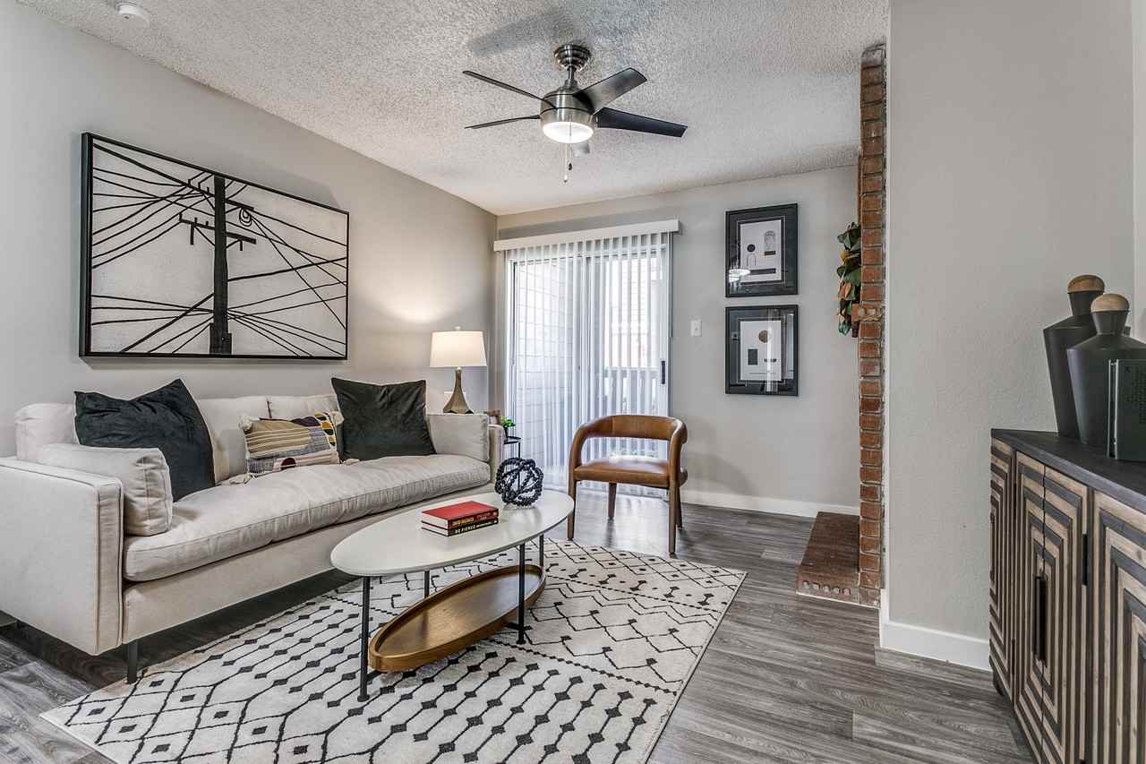 Westchase Apartments - Photo 2 of 16