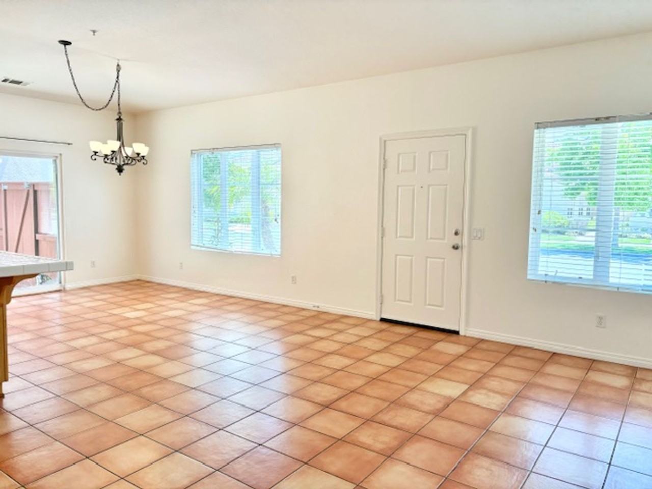 1024 Jonquill Ave - Photo 3 of 26
