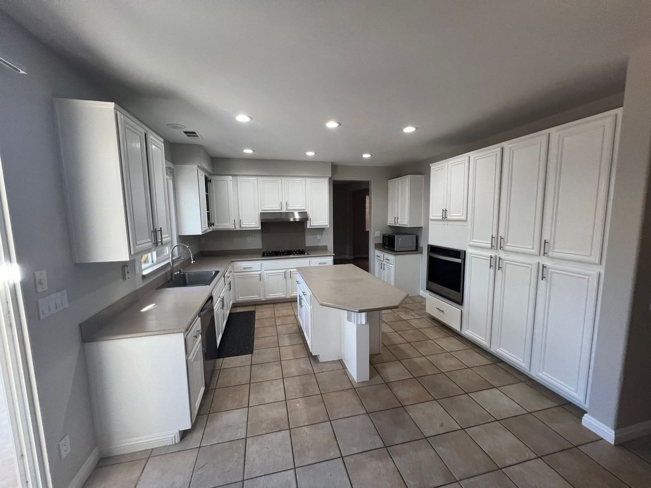 29404 Pebble Beach Dr - Photo 5 of 22