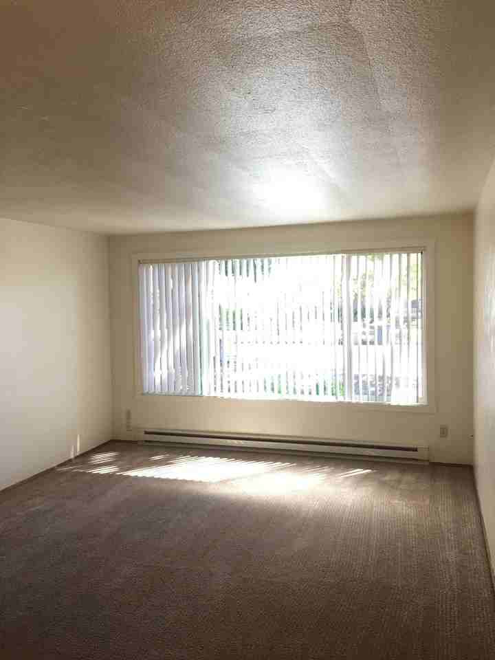 Greenwood Apartments - Photo 2 of 14