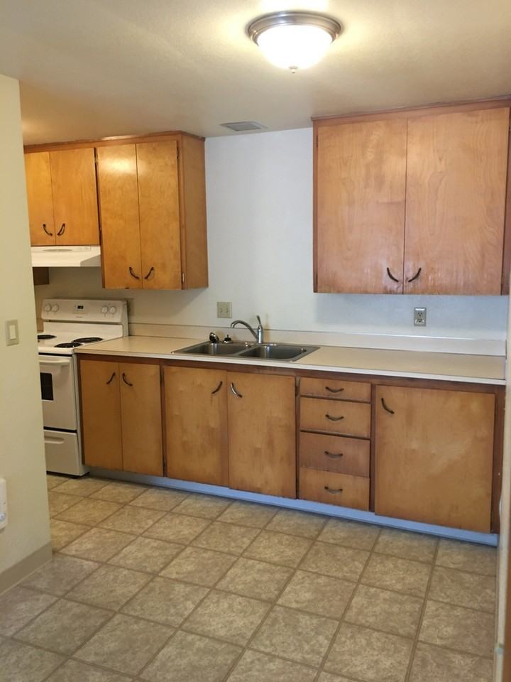 Greenwood Apartments - Photo 5 of 14