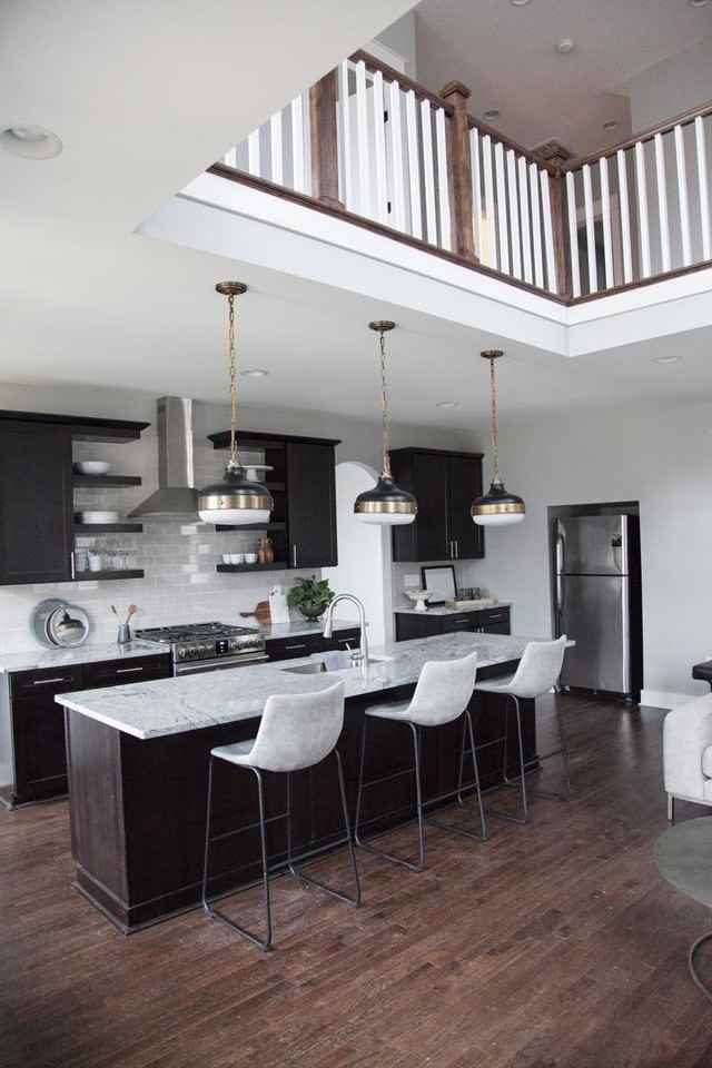 2818 Eastland Ave - Photo 6 of 32