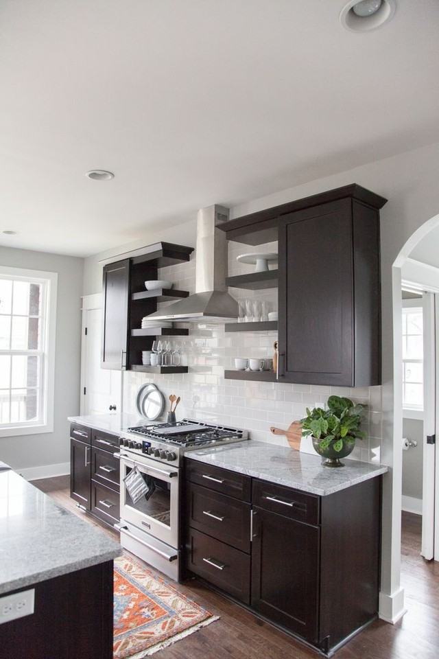 2818 Eastland Ave - Photo 7 of 32