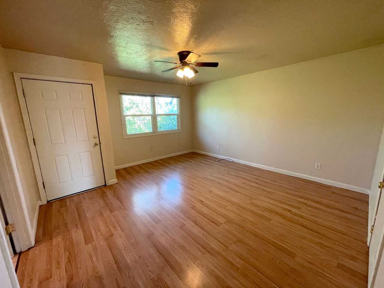 6939 Ne Grand Ave #27 - Photo 6 of 9