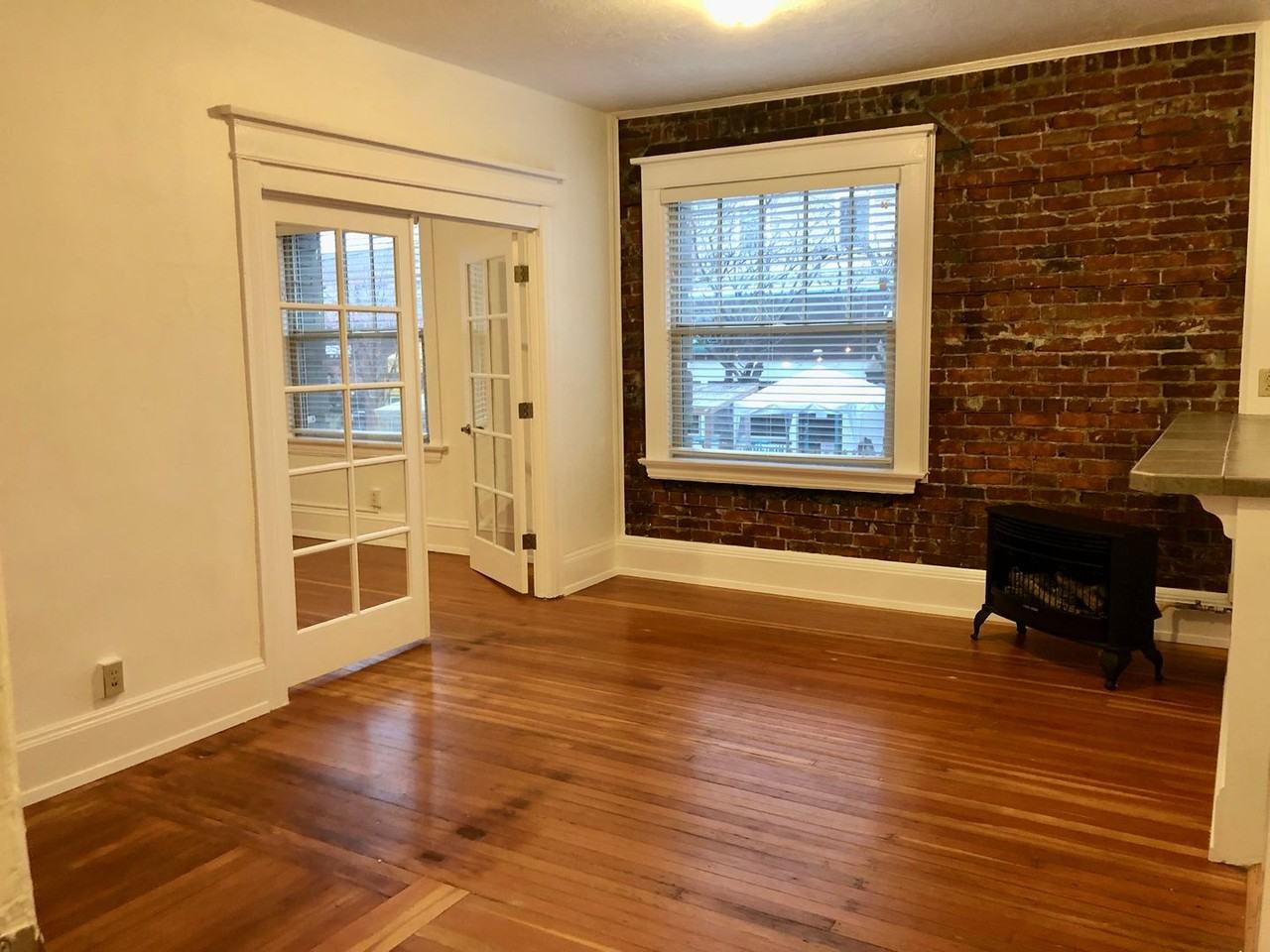 2109 Nw Irving St #104 - Photo 5 of 18
