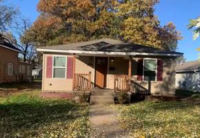 featured image of 308 S Elm St