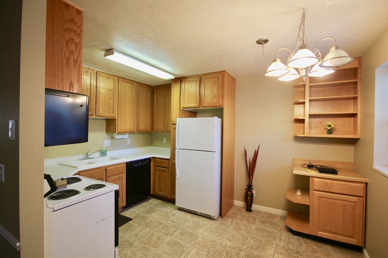 343 W 300 N #5 - Photo 5 of 15