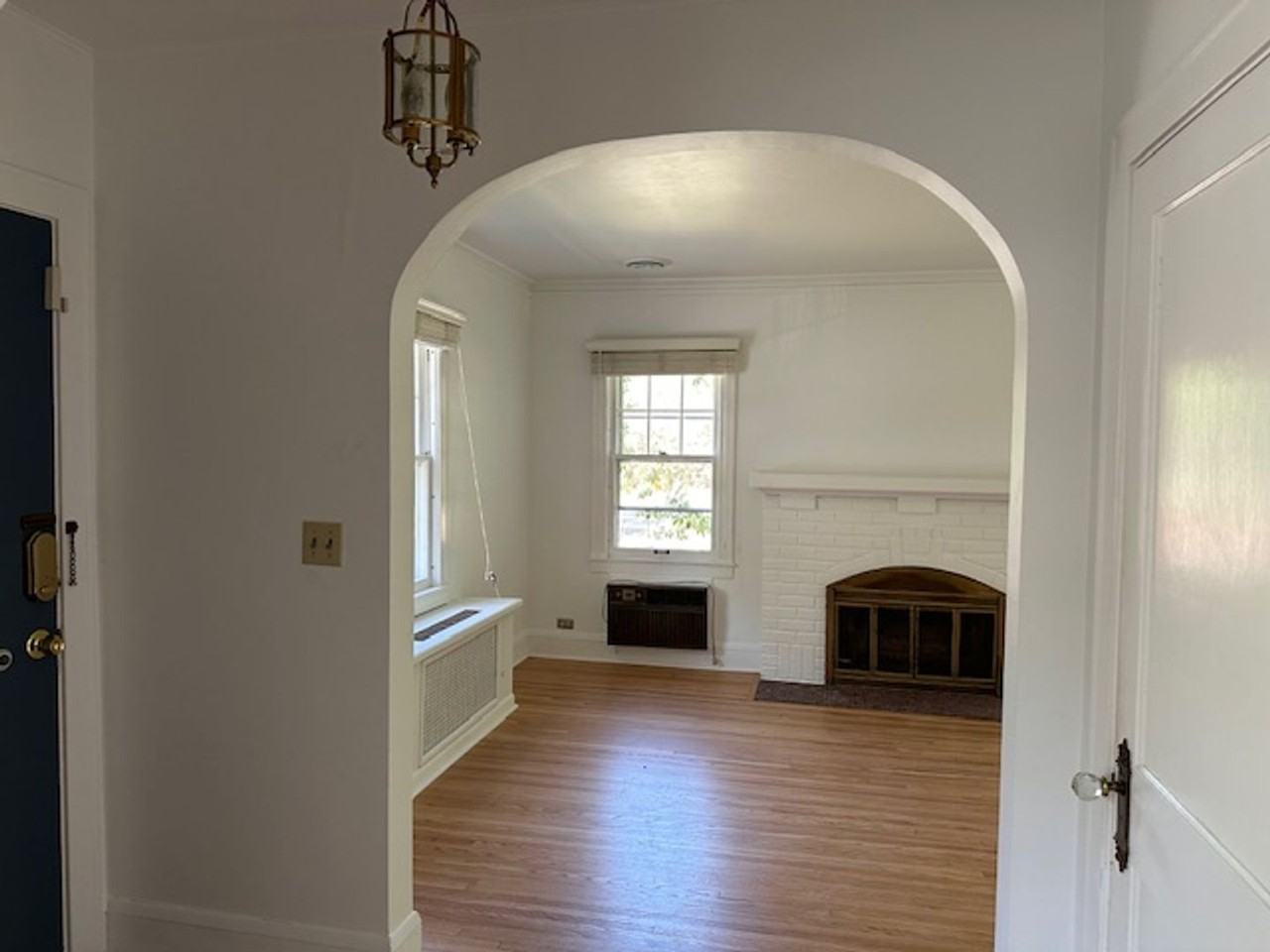 4200 Brookside Ave - Photo 6 of 28