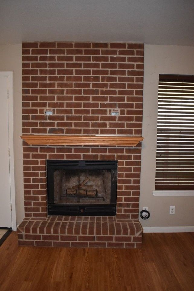 837 Lakeview Dr - Photo 3 of 22
