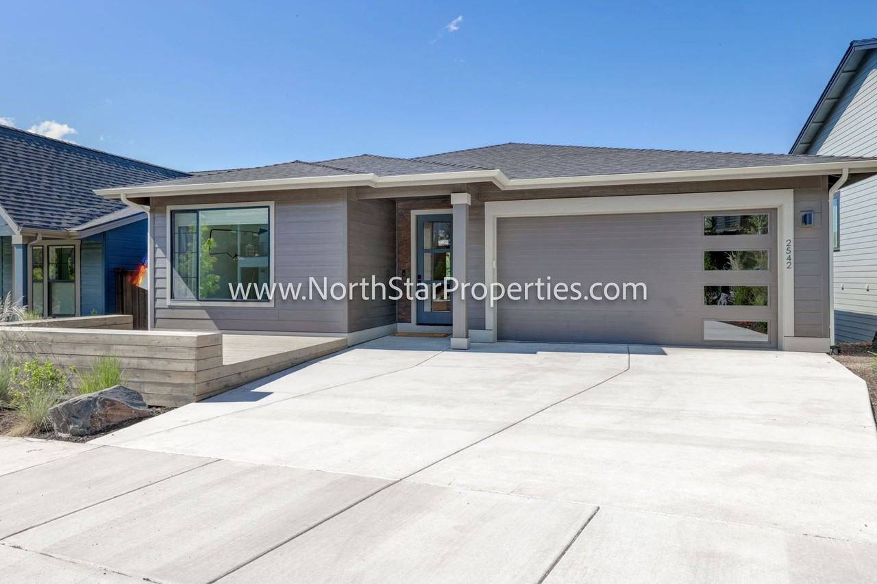 2542 Nw Marken St - Photo 2 of 35