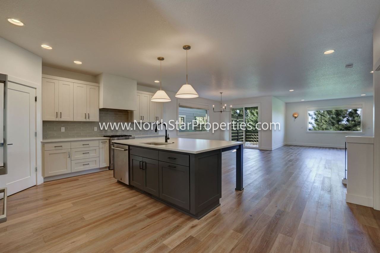 2542 Nw Marken St - Photo 7 of 35