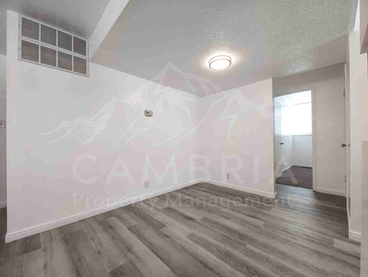 4433 S Rosehaven Ct #C - Photo 3 of 11