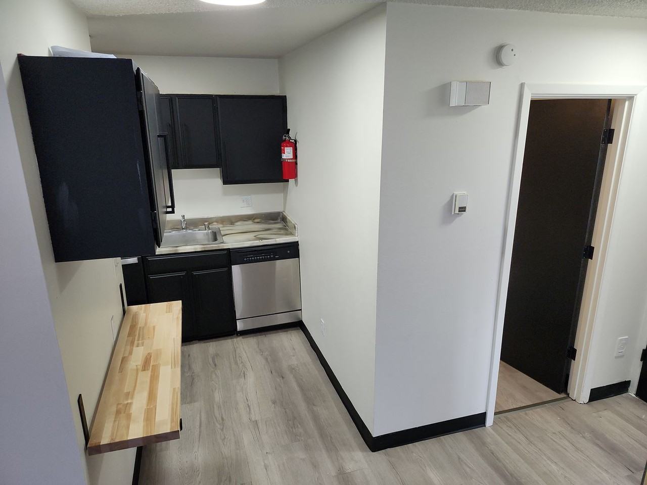 3105 W 33rd Ave - Photo 2 of 8