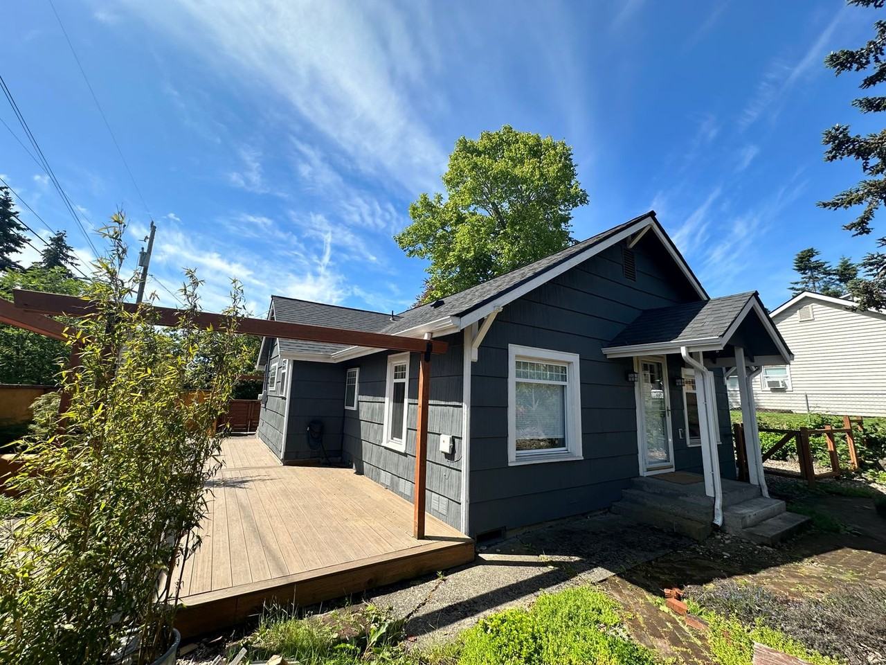 10007 35th Ave Sw - Photo 2 of 16