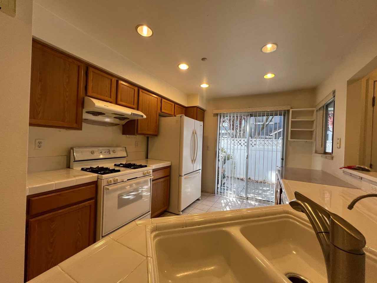 5620 Caprice Cmn - Photo 3 of 21