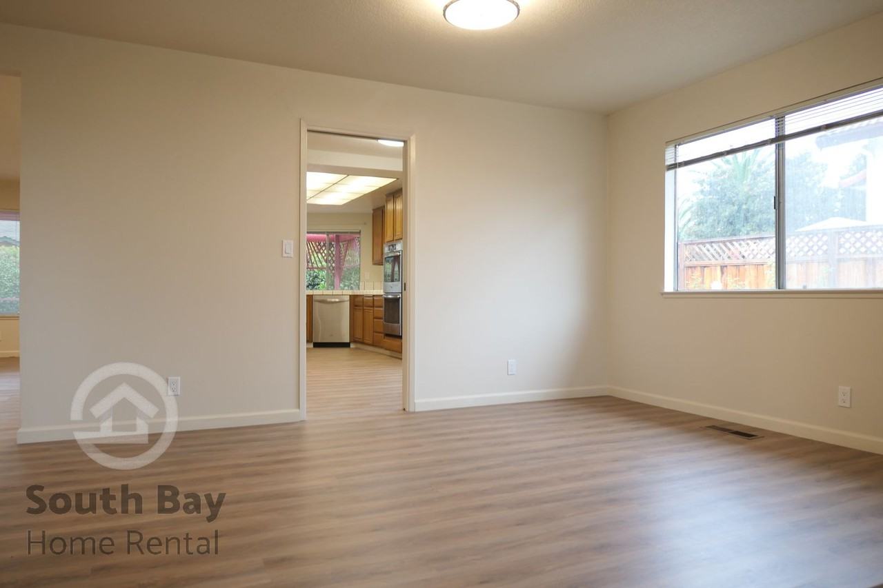 12227 Toluca Dr - Photo 6 of 21