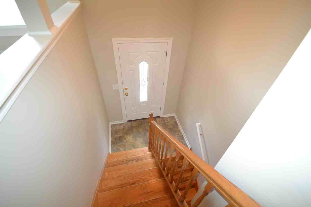 6122 Pleasant View Ln - Photo 2 of 9