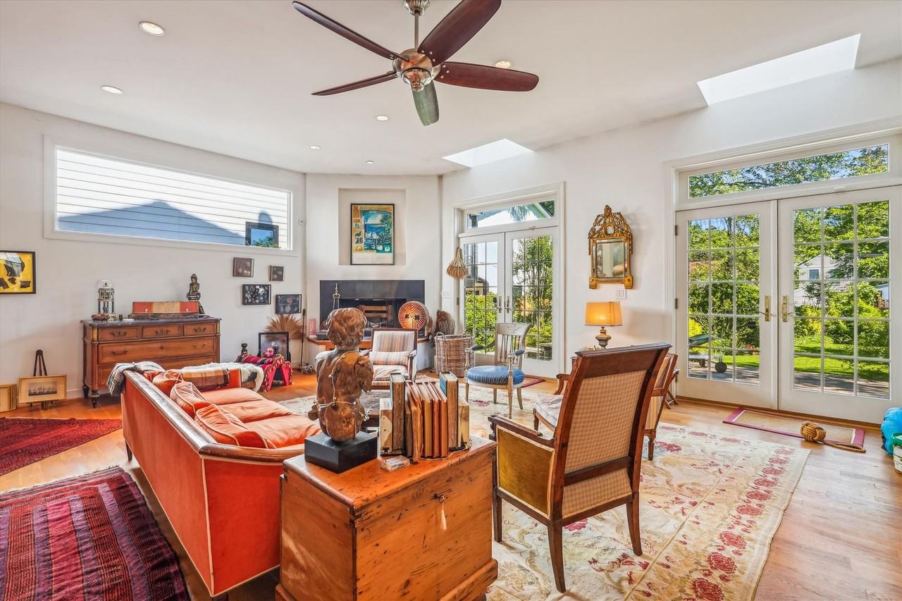 4519 Garrison St Nw - Photo 3 of 48