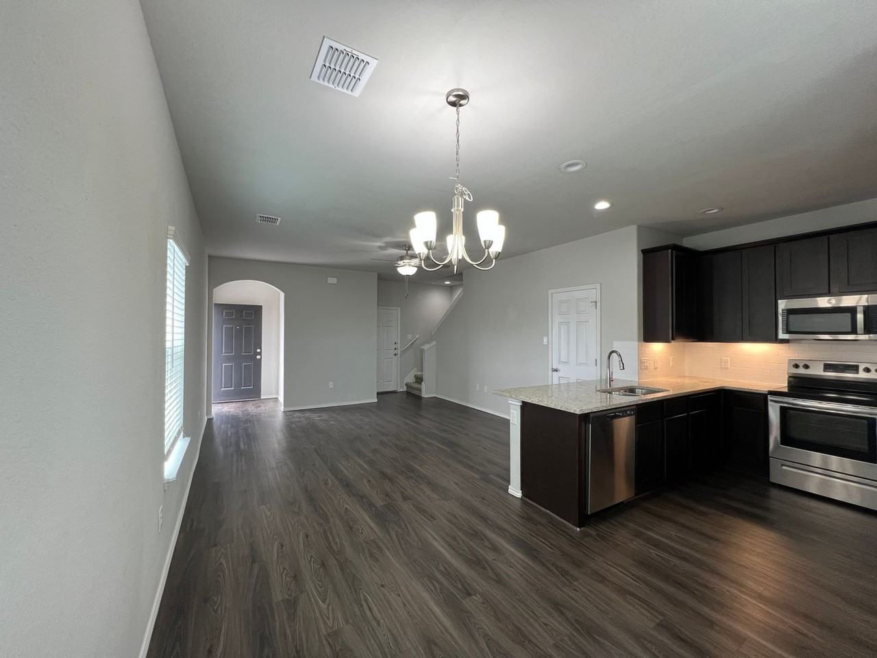 3403 Haylee Grace Pl - Photo 4 of 22
