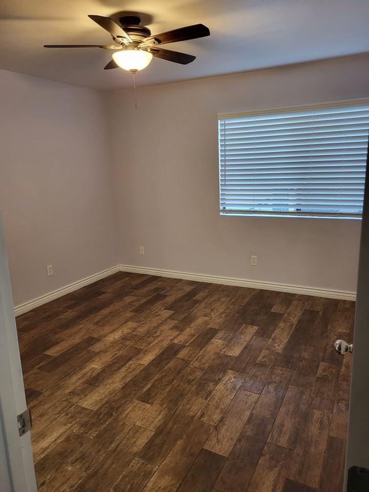 3200 S Litzler Dr #22-136 - Photo 5 of 10