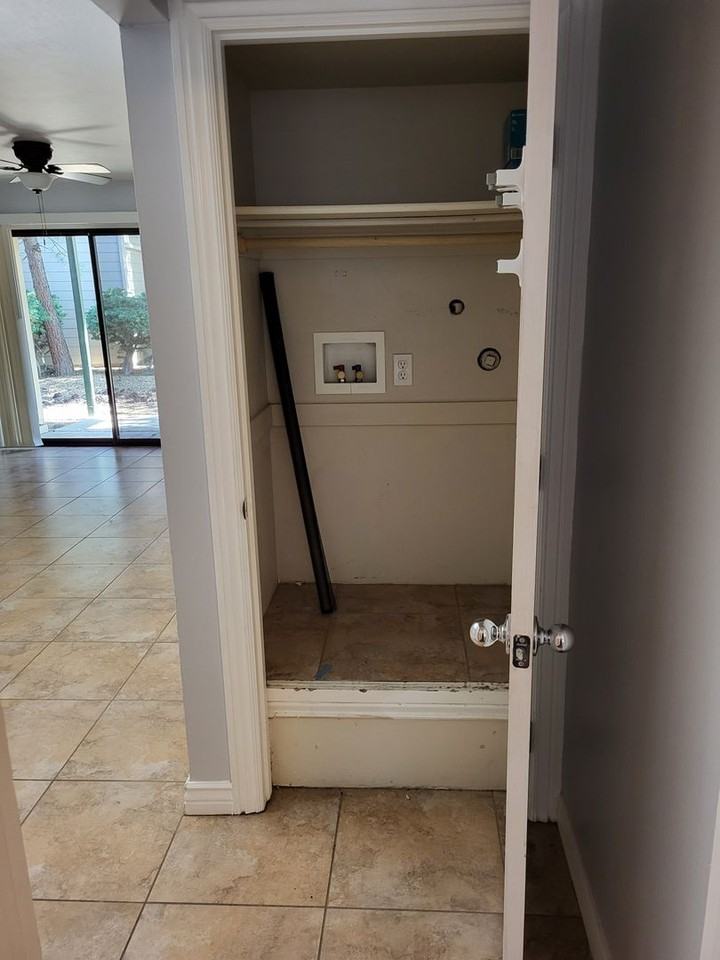 3200 S Litzler Dr #22-136 - Photo 6 of 10