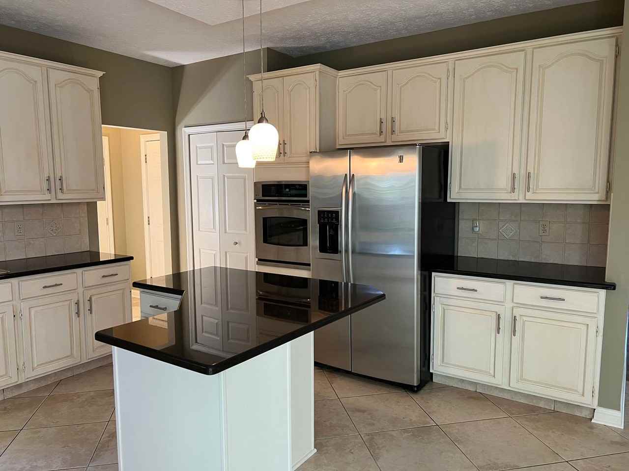 28649 Woodmill Dr - Photo 2 of 27